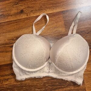 Victoria's Secret Lace Bra in Cream
